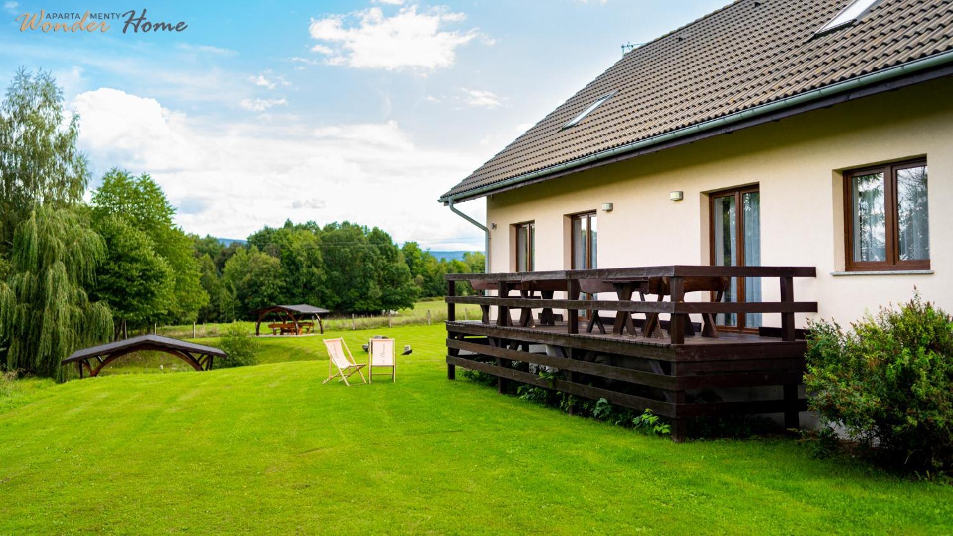 Apartamenty Czerwony Dworek - Duzy Teren Zielony, Plac Zabaw, Miejsce Na Grilla I Staw Z Mozliwoscia Wedkowania, Boisko Mysłakowice Exterior foto