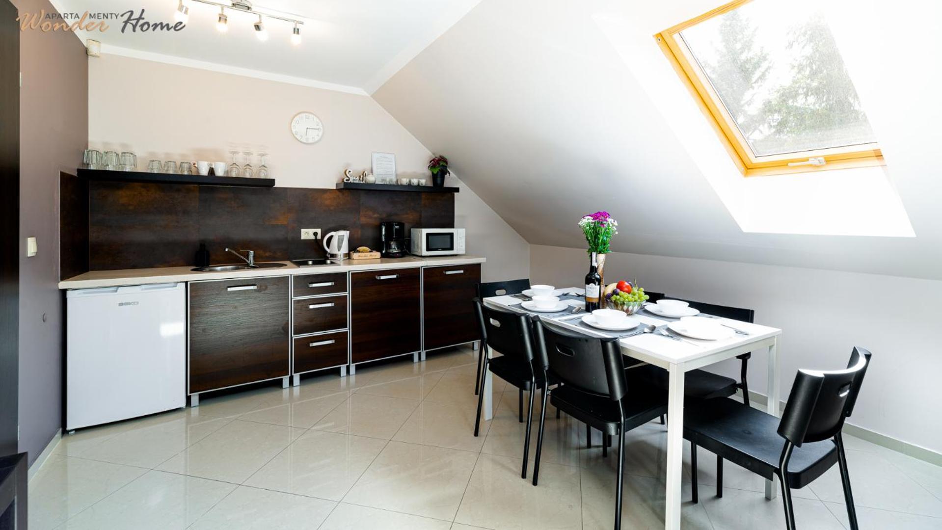 Apartamenty Czerwony Dworek - Duzy Teren Zielony, Plac Zabaw, Miejsce Na Grilla I Staw Z Mozliwoscia Wedkowania, Boisko Mysłakowice Exterior foto